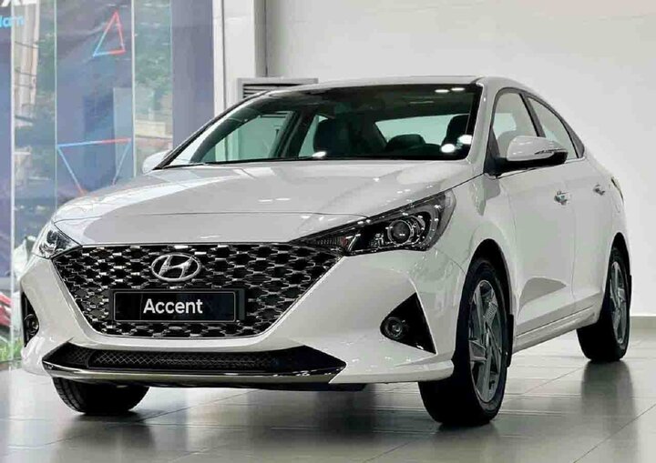 Hyundai Accent Màu Trắng mẫu xe sedan 5 chỗ được nhiều khách hàng đánh giá cao trong phân khúc xe hạng B.