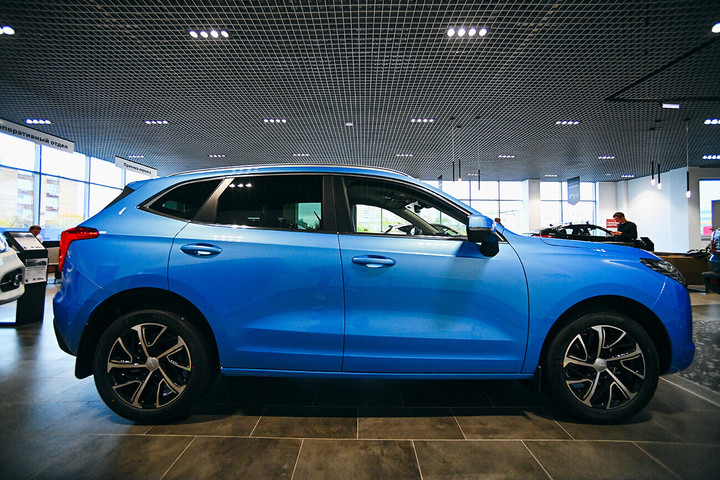 Người Nga đang đi xe hơi nào? - 2