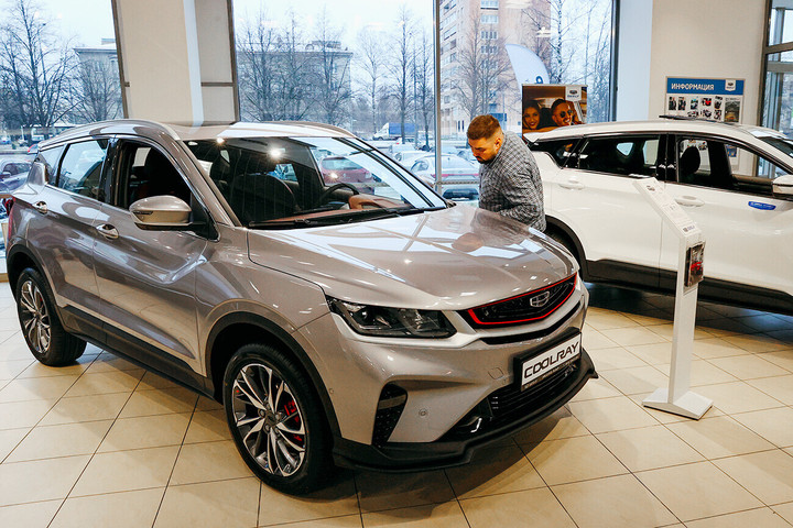 Người Nga đang đi xe hơi nào? - 7