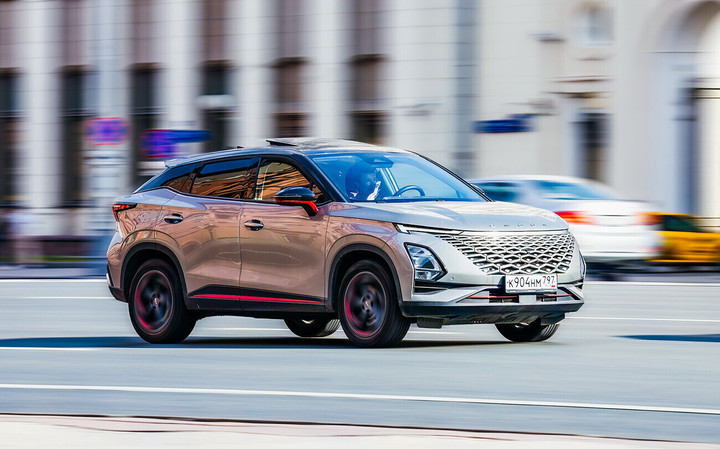 Người Nga đang đi xe hơi nào? - 8