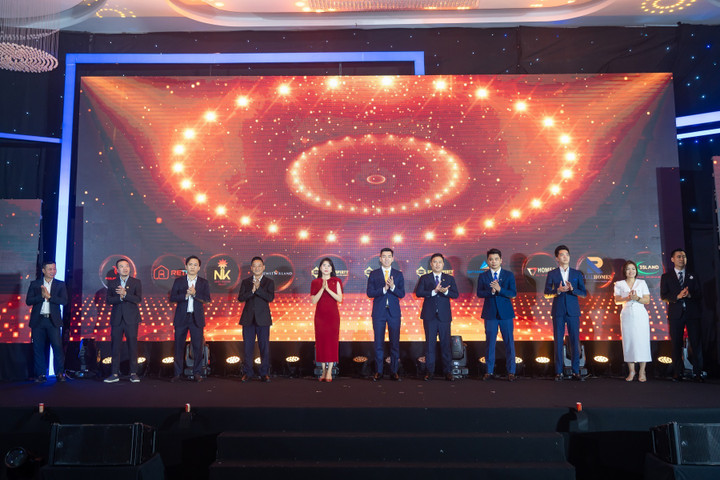 Sun Property ký kết hợp tác chiến lược cùng 8 đại lý phân phối dự án The Pathway thuộc quần thể Sun Grand Boulevard.