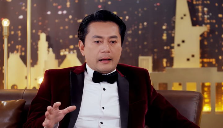 Nam diễn viên nghẹn ngào nhớ lại chuyện đã ngăn cản mẹ "đi bước nữa".