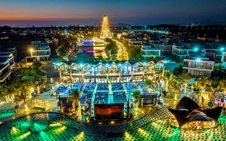 "Ngày hội phố biển The Maris" tại TP Vũng Tàu thu hút khách du lịch.