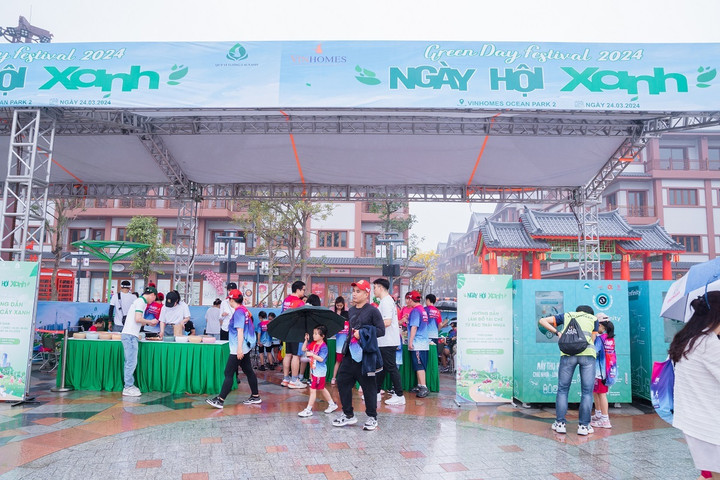 Chương trình Ngày hội Xanh được tổ chức mới đây đã lan tỏa và thúc đẩy lối sống xanh cho cư dân Vinhomes mọi lứa tuổi.