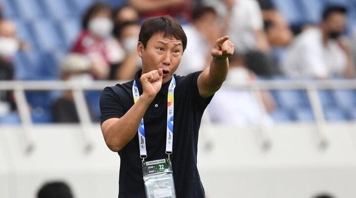 HLV Kim Sang-sik sẽ dẫn dắt đội tuyển Việt Nam.