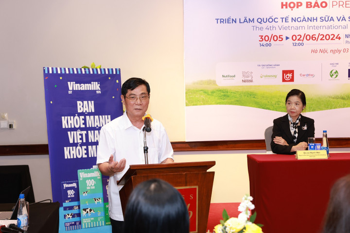 Ông Trần Quang Trung, Chủ tịch Hiệp hội Sữa Việt Nam phát biểu.