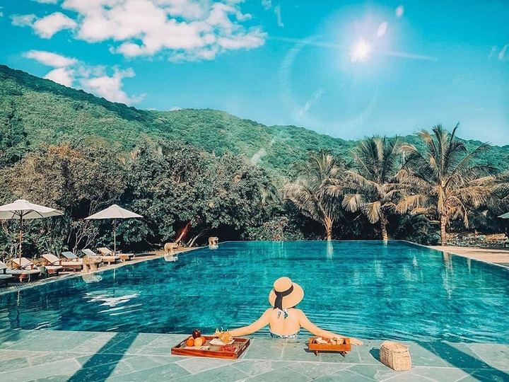 Poulo Condor boutique resort & spa là khu nghỉ dưỡng toát lên vẻ đẹp cổ điển nhưng quyến rũ.