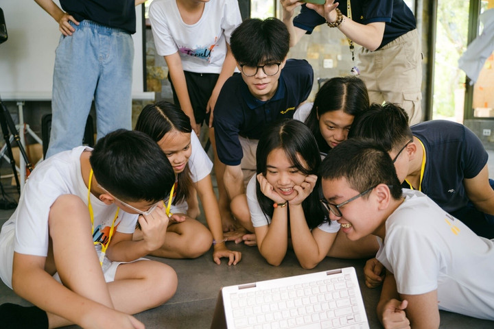 Học thông qua trò chơi, chơi nhưng lại đang học được kết hợp nhuần nhuyễn với nhau để việc truyền tải kiến thức trở nên hiệu quả hơn.