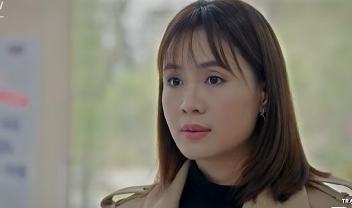 Ngân Hà muốn giữ khoảng cách với Vũ.