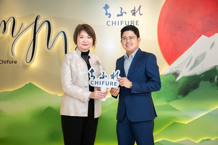 Shark Dũng và CEO Chifure Nhật Bản.