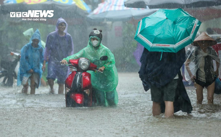 Ngày 8/5, miền Bắc mưa dông trên diện rộng. (Ảnh minh hoạ: Anh Trí)