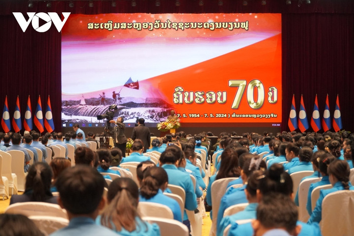 Quang cảnh buổi lễ.