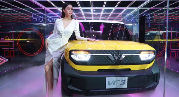 VinFast xác lập kỷ lục với 100.000 ô tô bán ra chỉ trong 3 quý đầu năm.