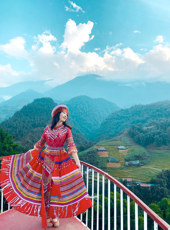 Tùy vào thời điểm mà bạn nên lựa chọn trang phục khi đi du lịch Sa Pa sao cho phù hợp.