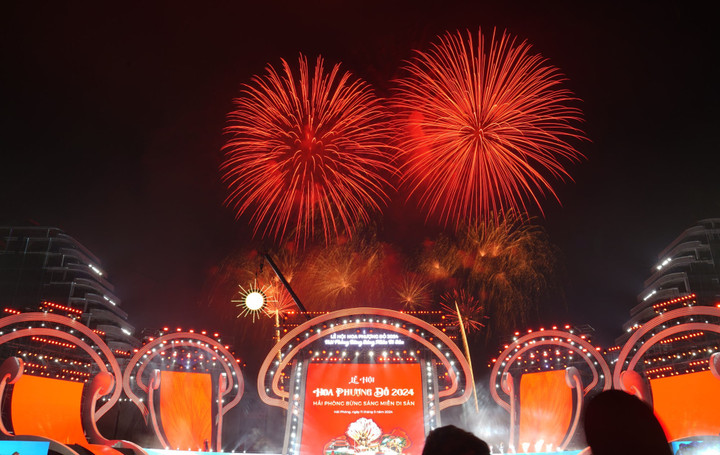 Đêm đại nhạc hội mang đến cho các đại biểu, khán giả và du khách những ấn tượng, cảm nhận sâu sắc về miền đất cửa biển tươi đẹp, kỳ thú, giàu bản sắc văn hóa và thân thiện, mến khách.