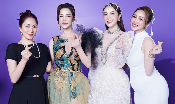 Bụng bầu lớn, bà xã Chi Bảo vẫn tự tin đọ sắc với dàn người đẹp Bảo Thy, Thu Phương, Khánh Thi mà không hề bị lép vế.