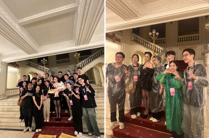 Hương Tràm chụp ảnh cùng ê-kíp sau khi mini show tối 12/5 bị hủy.
