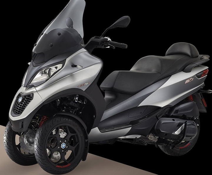 Piaggio MP3 400 Sport. (Ảnh: Piaggio)