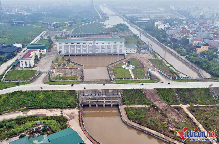 Trạm bơm Yên Nghĩa hoàn thành từ năm 2020 nhưng đến nay vẫn chưa thể hoạt động hết công suất. (Ảnh: Quang Phong)