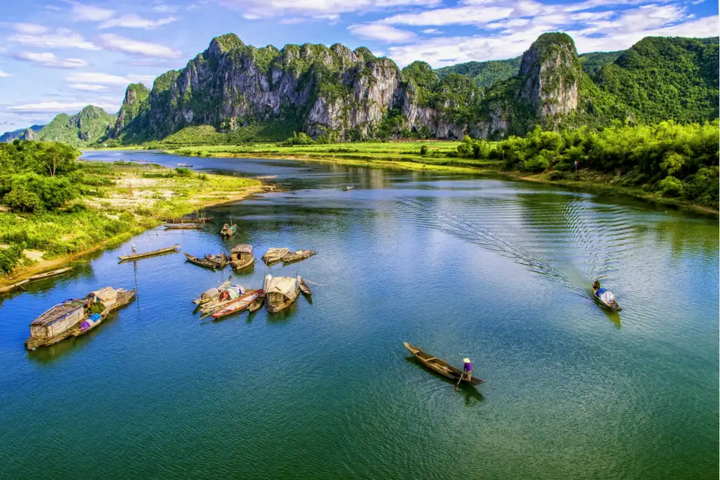 Quảng Bình là mảnh đất hứa với nhiều cảnh quan thiên nhiên tuyệt đẹp.