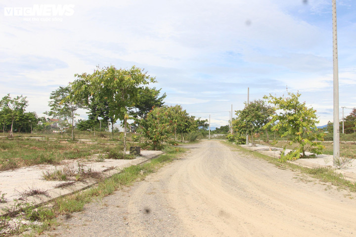 Dự án khu dân cư số 1 mở rộng ở phường Điện An do Công ty CP Xây dựng Minh Hoàng Long làm chủ đầu tư.