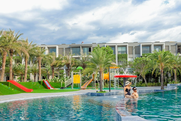 Khu biệt lập The Standard tại TP Tân Uyên, Bình Dương.