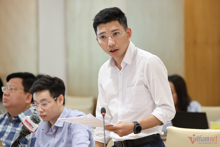 Phó giám đốc NCSC Phạm Thái Sơn cho biết, thời gian tới, tấn công ransomware vẫn là một trong những xu hướng tấn công nổi bật vào các cơ quan, tổ chức, doanh nghiệp. (Ảnh: Lê Anh Dũng)