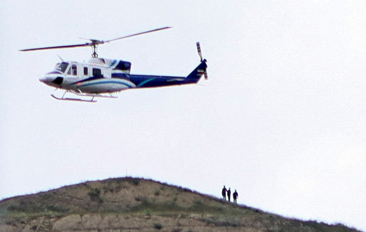 Chiếc trực thăng Bell 212 chở Tổng thống Iran Ebrahim Raisi trước khi gặp nạn vào ngày 19/5. (Ảnh: Reuters)