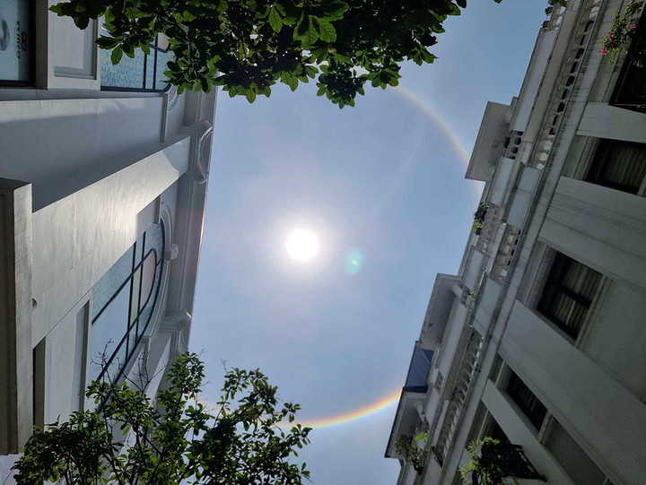 Chuyên gia lý giải hiện tượng hào quang xuất hiện trên bầu trời miền Bắc - 2