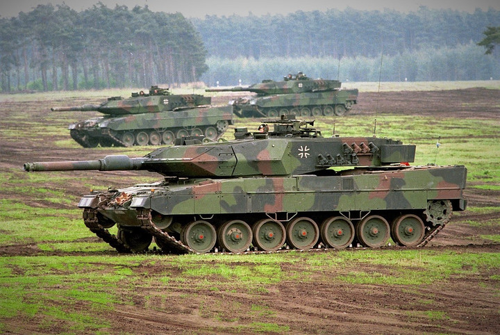 Xe tăng Leopard 2.