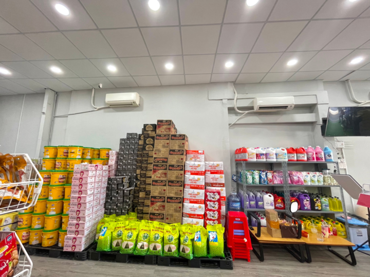 Cam kết mang đến cho khách hàng những sản phẩm mới, chất lượng với giá thành hợp lý.