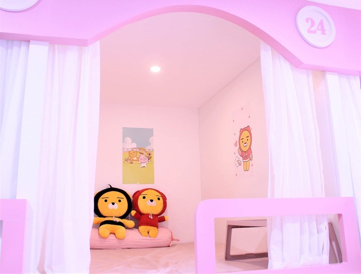 Điểm danh những quán cà phê giường nằm ở TP.HCM - 11