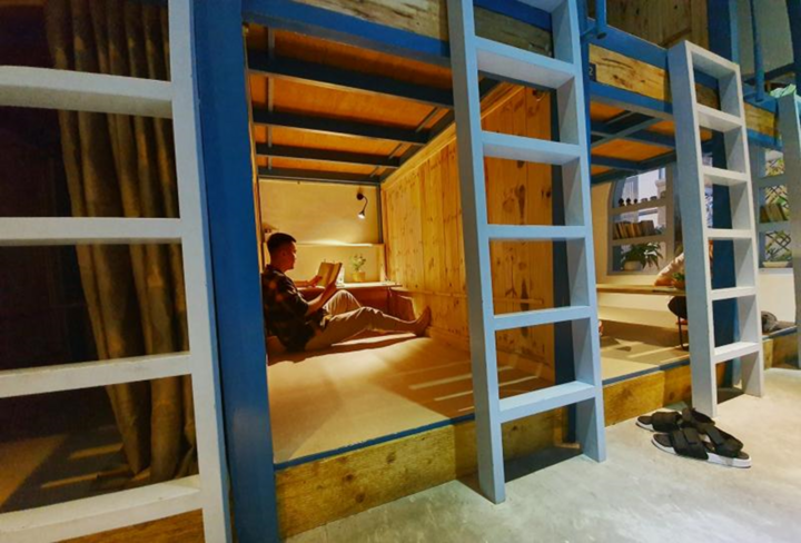 Hơi Béo nằm ngay trung tâm Quận 1, là địa chỉ cà phê giường nằm bạn nên trải nghiệm. (Ảnh: Toplist)