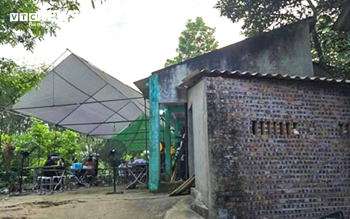 Không khí tang thương bao trùm lên ngôi nhà nhỏ của gia đình em Đ.