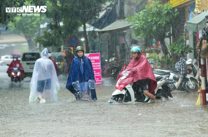 Sáng 26/5, Bắc Bộ có mưa rào và dông. (Ảnh: Khổng Chí)