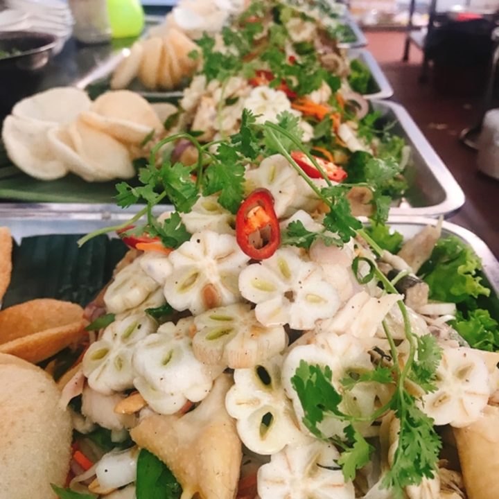 Địa chỉ thưởng thức gỏi gà măng cụt ngon ở Bình Dương - 1