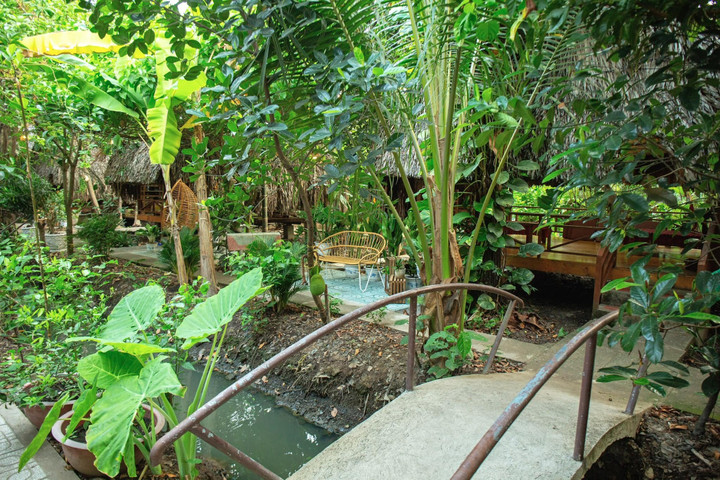 Vườn Măng Bình Nhâm có lối thiết kế đậm chất thôn quê, nằm cạnh dòng sông Sài Gòn thơ mộng. (Ảnh: FB Vườn Măng Bình Nhâm)