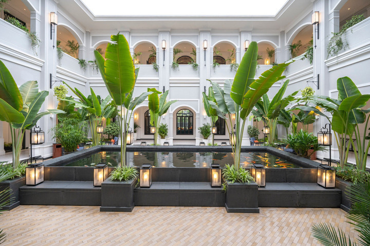 Clubhouse đặc quyền dành cho giới nhà giàu thư giãn bên gia đình, gặp gỡ bạn bè.