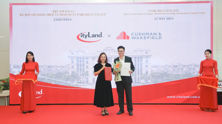 Đại diện CityLand và Công ty Cushman & Wakefield.