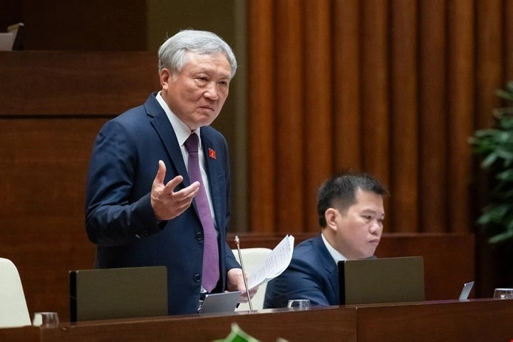 Chánh án TAND Tối cao Nguyễn Hoà Bình phát biểu tiếp thu, giải trình.