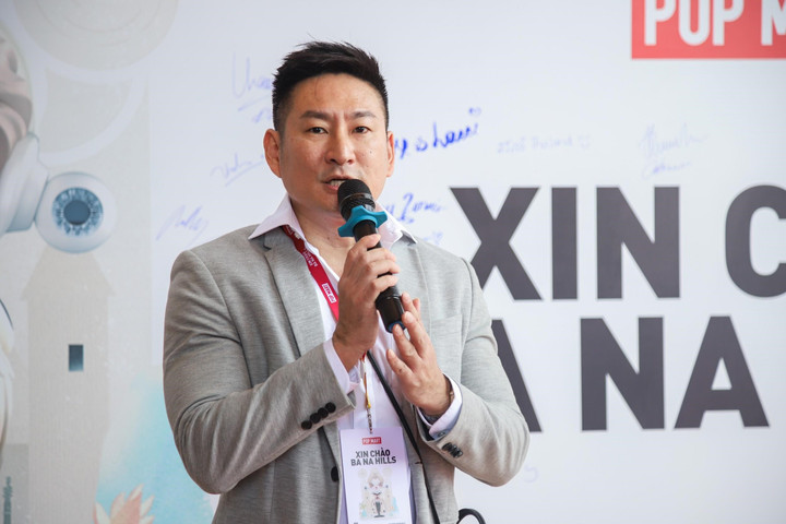 Ông Jeremy Lee - Giám đốc phát triển thị trường Đông Nam Á của Pop Mart phát biểu tại sự kiện.