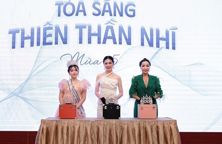 Vương miện sẽ được trao cho các thí sinh trong mùa thứ 5 của chương trình.