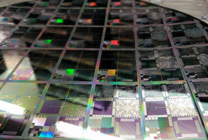 Bị Mỹ cấm vận, Huawei cải tiến công nghệ cũ sản xuất chip 3nm- Ảnh 2.