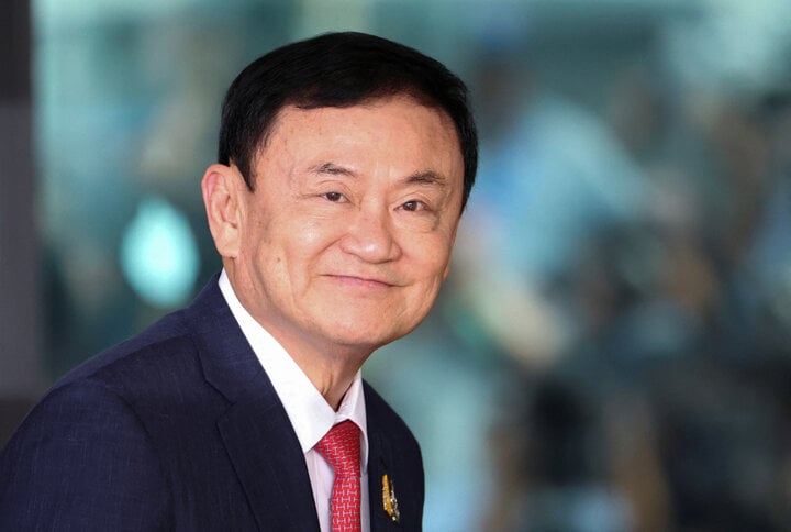 Thái Lan truy tố cựu Thủ tướng Thaksin vì xúc phạm hoàng gia.