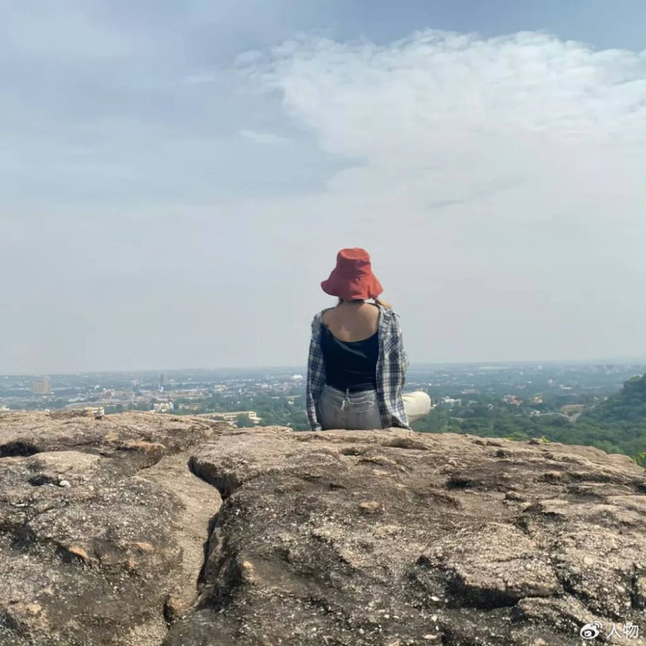 Chu mơ ước được du học ở Pháp và sẵn sàng làm việc chăm chỉ ở châu Phi để trang trải chi phí. (Ảnh: Weibo)