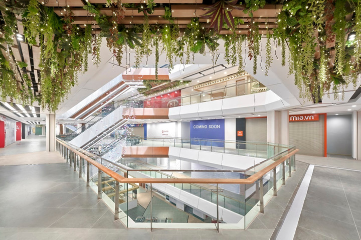 Vincom Mega Mall Grand Park xây dựng không gian trung tâm thương mại xanh theo chủ đề “Park-in-Mall”.