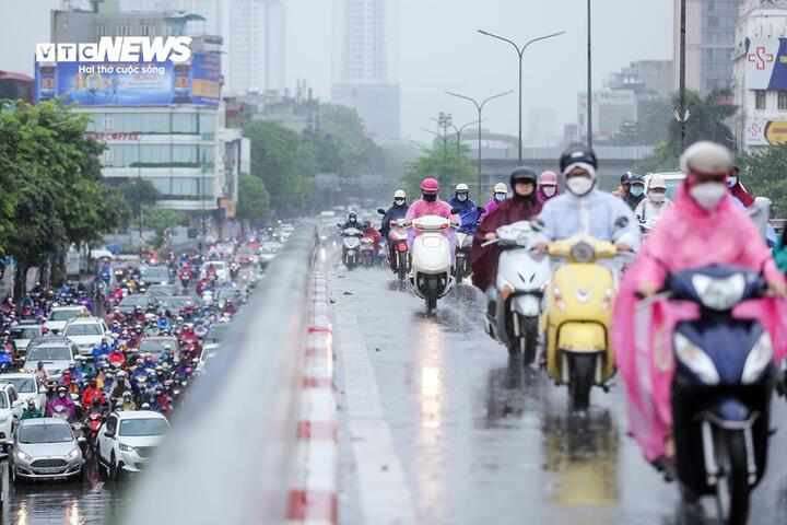 Hôm nay, miền Bắc hứng mưa. (Ảnh minh hoạ: Ngô Nhung)