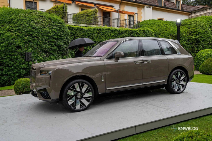 Ảnh thực tế Rolls-Royce Cullinan Series II vừa ra mắt - 1