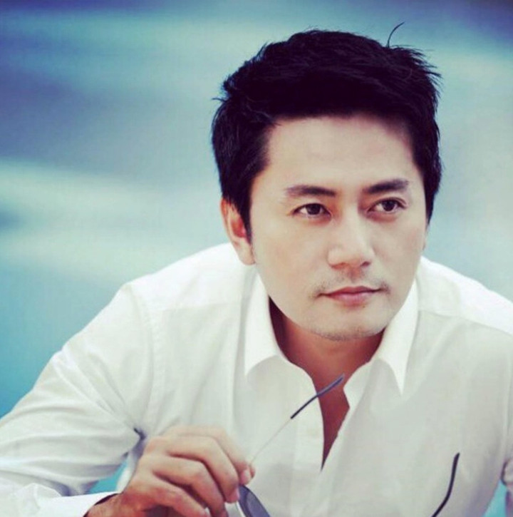 Nam diễn viên phải làm lại từ con số 0 khi sang Mỹ định cư.