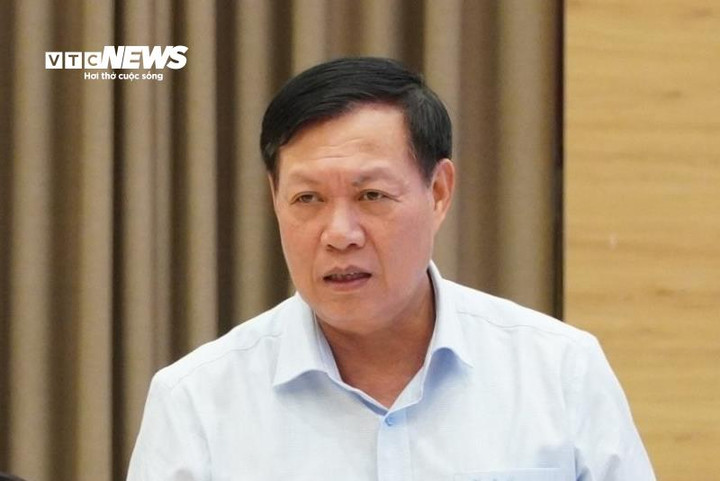 Thứ trưởng Bộ Y tế Đỗ Xuân Tuyên.